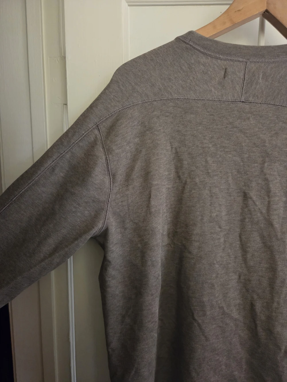 Banana Republic Knit Crewneck in Gray